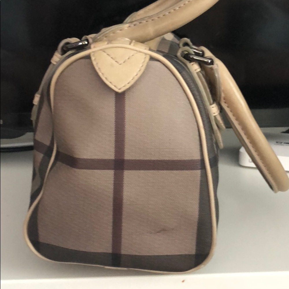 Burberry bag - Picture 2 of 6